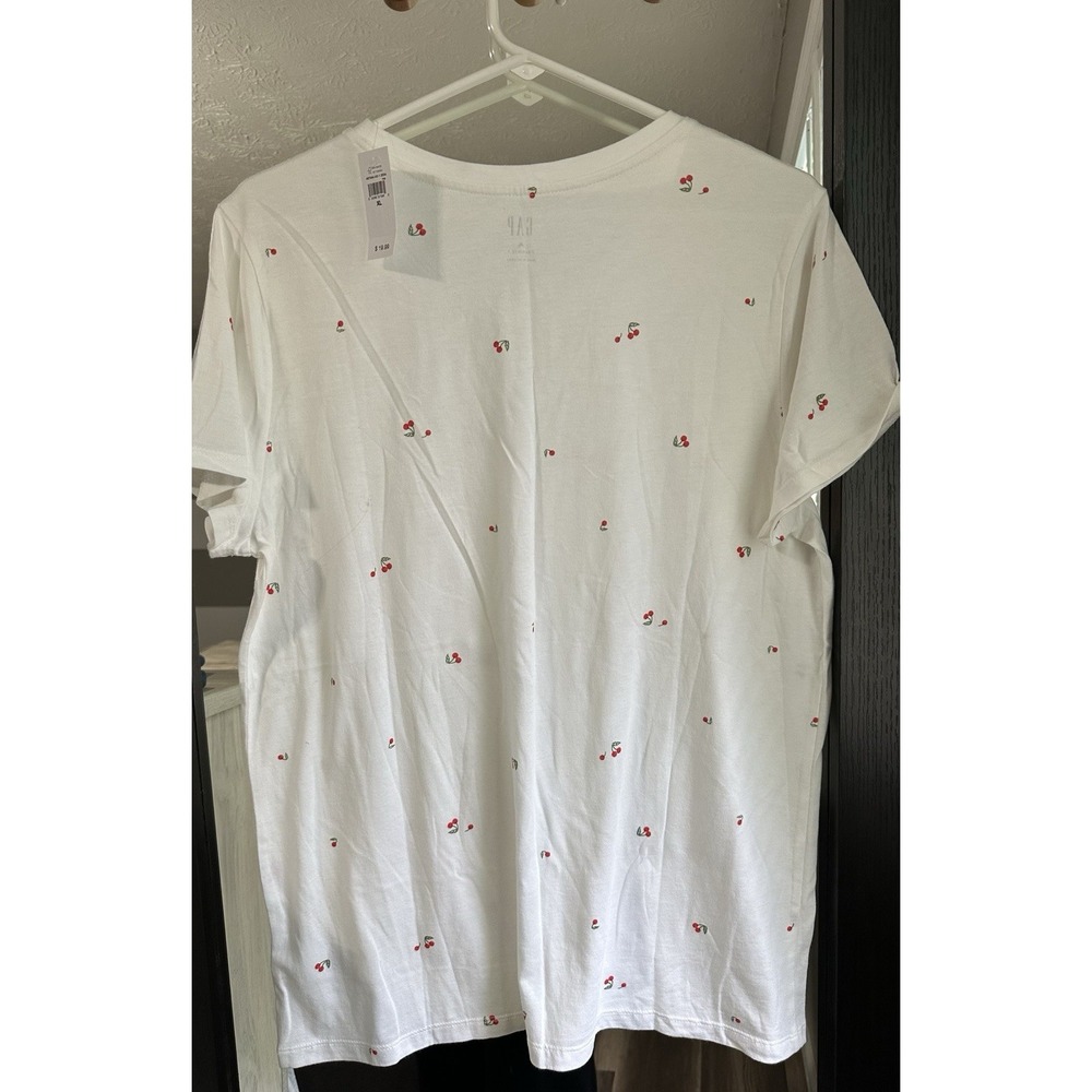 Gap T Shirt Womens XL White Red Cherries Cotton V Neck Everyday New - Picture 5 of 7